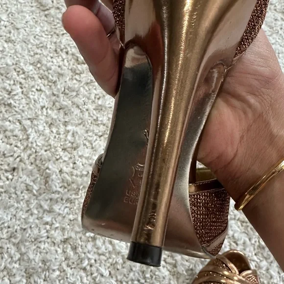 Nina size 9 bronze/copper gold shimmer peep toe pumps-EUC - Picture 8 of 10